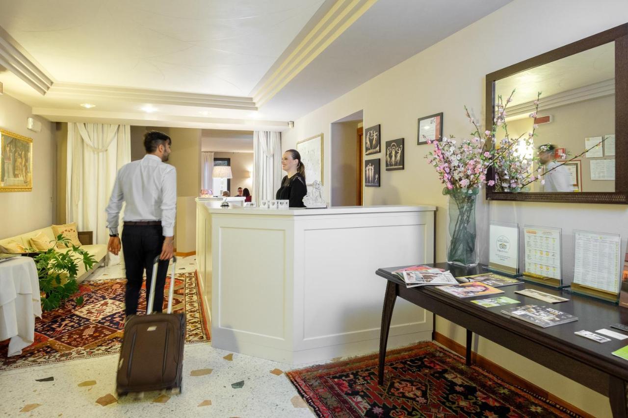 Wine Hotel San Giacomo Activity&Wellness Paderno del Grappa Esterno foto